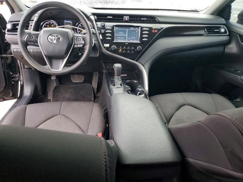 2020 Toyota Camry le