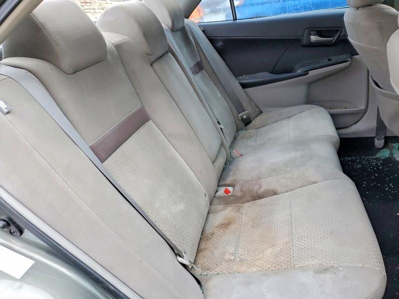 2012 Toyota Camry le