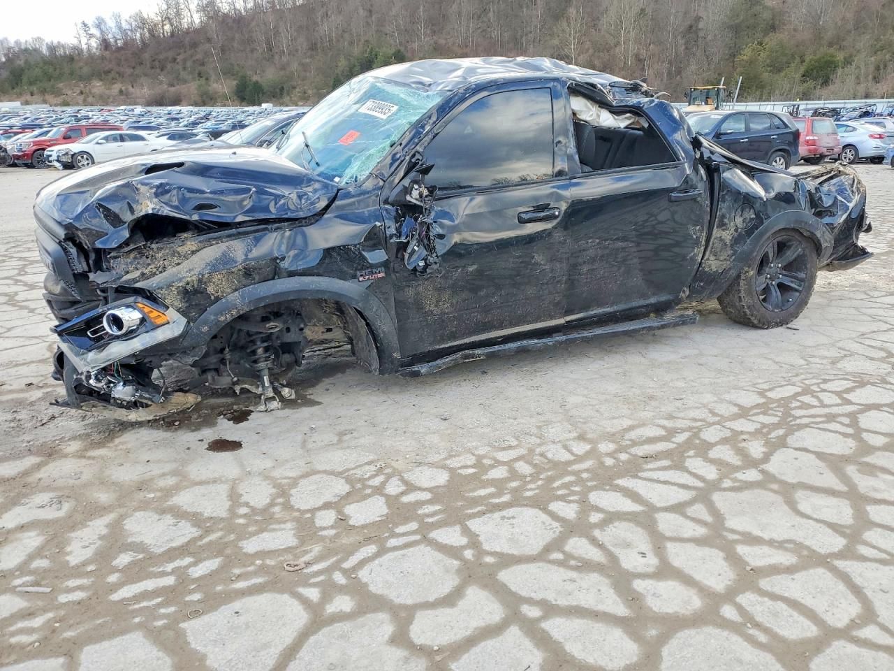 2022 Dodge Ram 1500 Classic slt