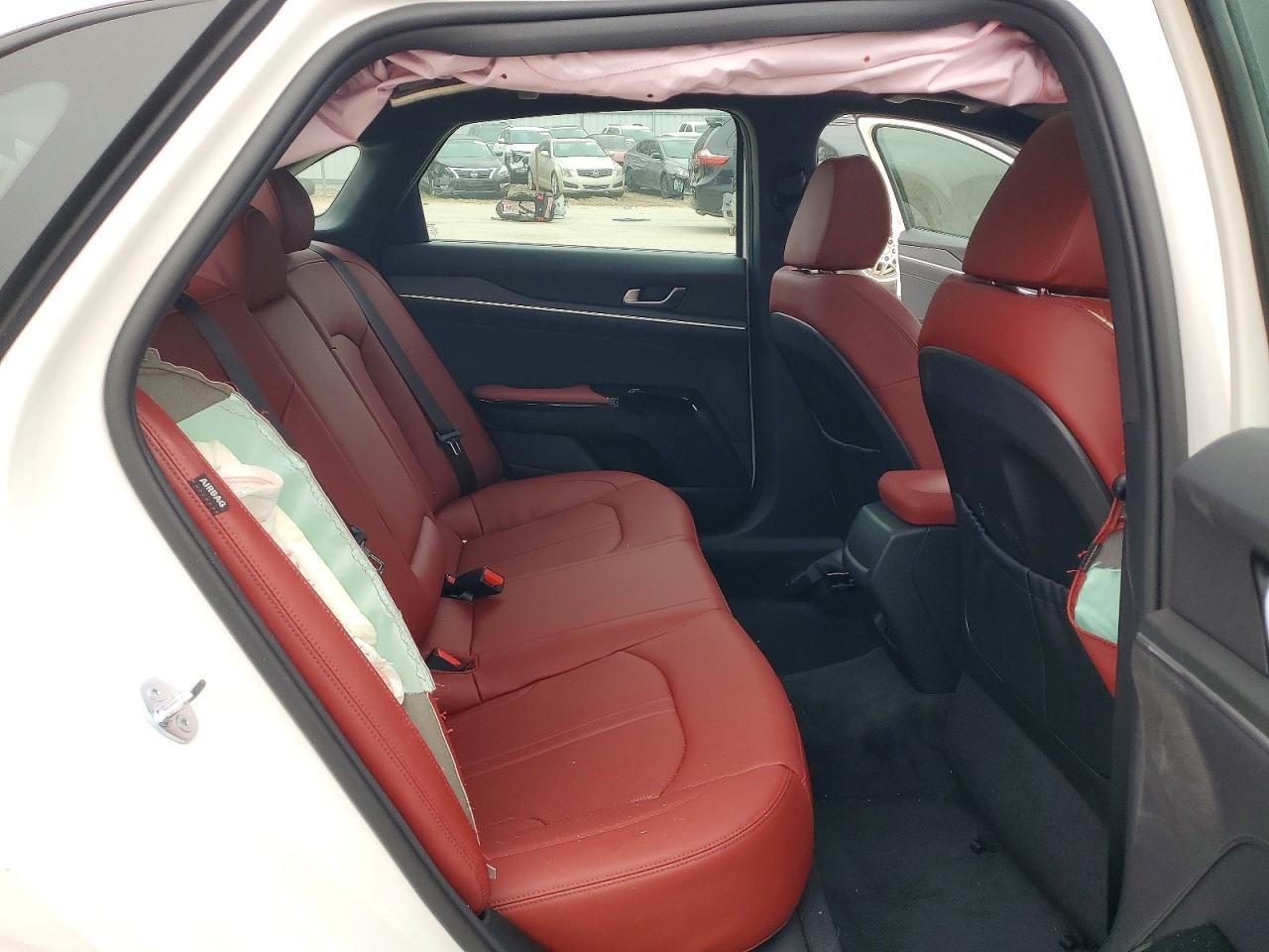 2025 KIA K5 gt Line