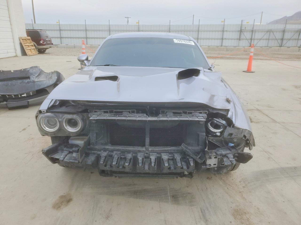 2016 Dodge Challenger sxt