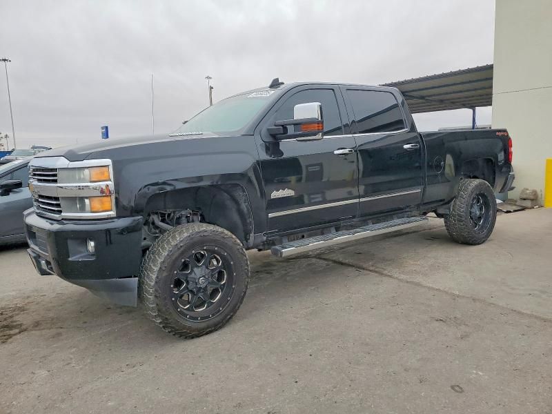 2015 Chevrolet Silverado K2500 High Country