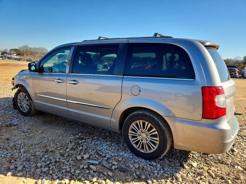 2015 Chrysler Town & Country Touring l