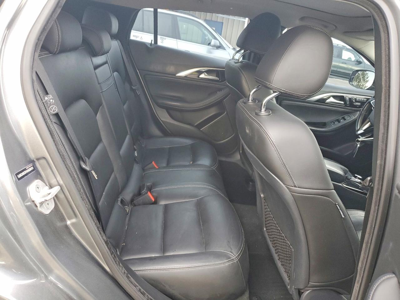 2017 Infiniti Qx30 Base