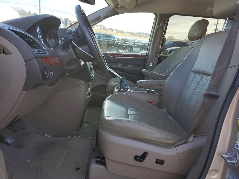 2015 Chrysler Town & Country Touring