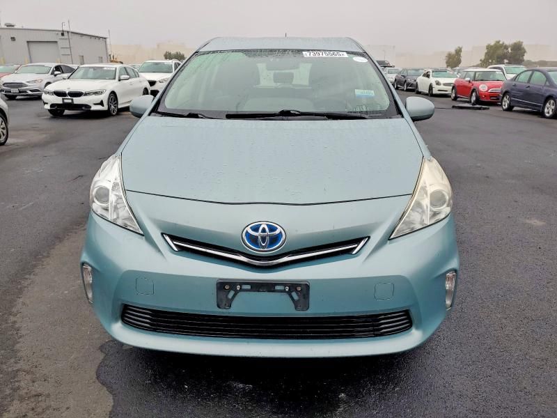 2013 Toyota Prius v