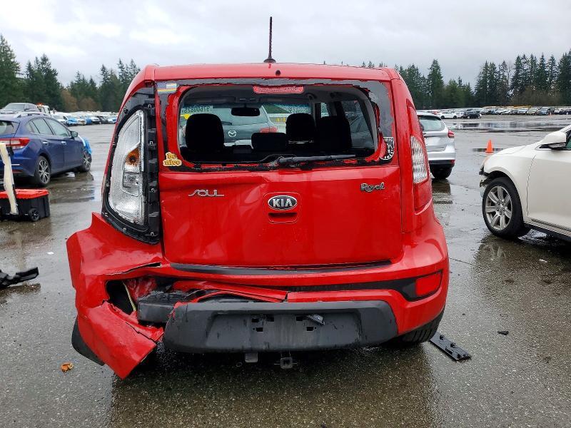 2013 KIA Soul +