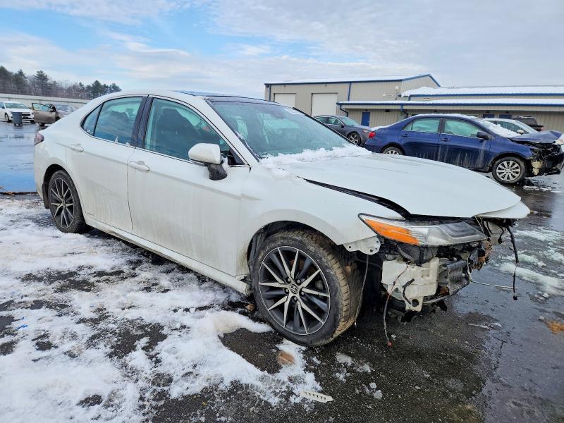 2022 Toyota Camry xle