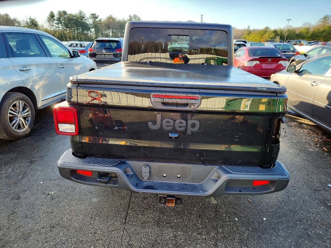 2022 Jeep Gladiator Sport