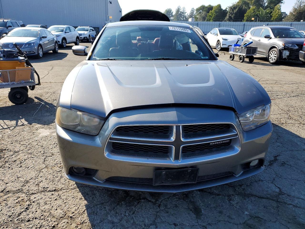 2012 Dodge Charger sxt