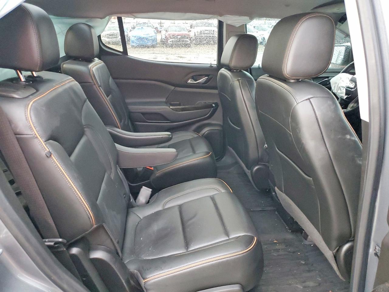 2021 GMC Acadia AT4