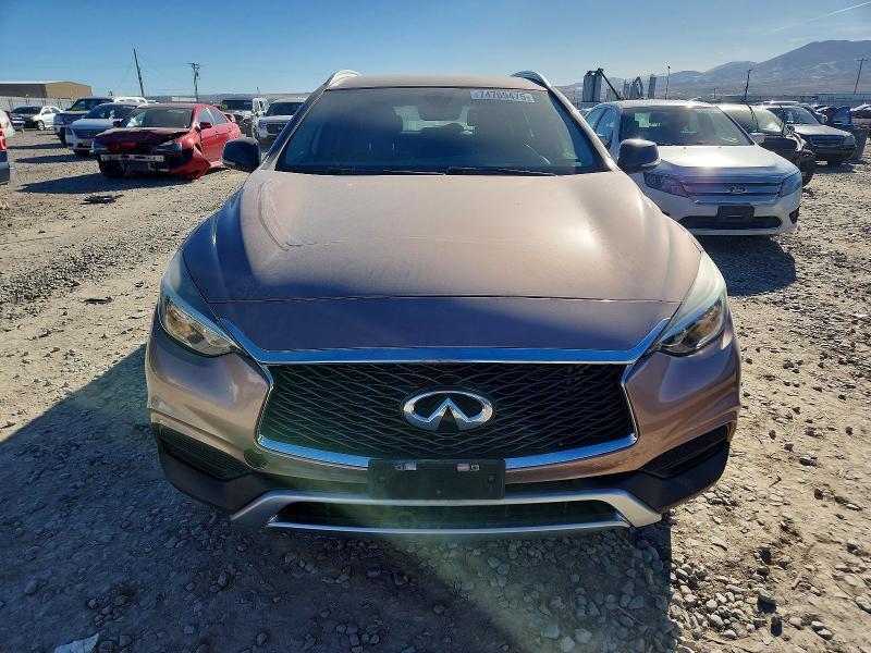 2017 Infinity Qx30 Luxury