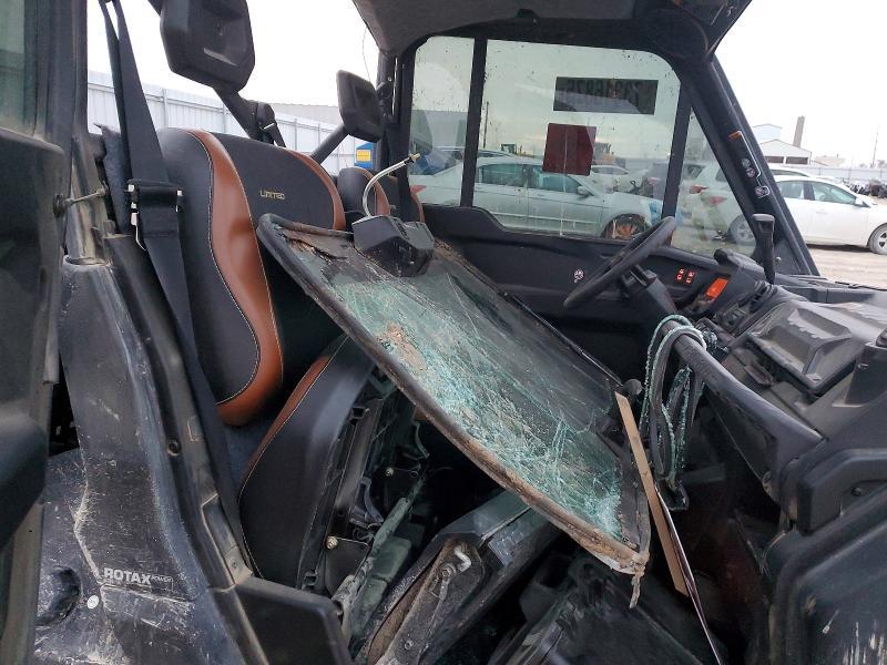 2024 Can-Am Defender Limited Cab HD10