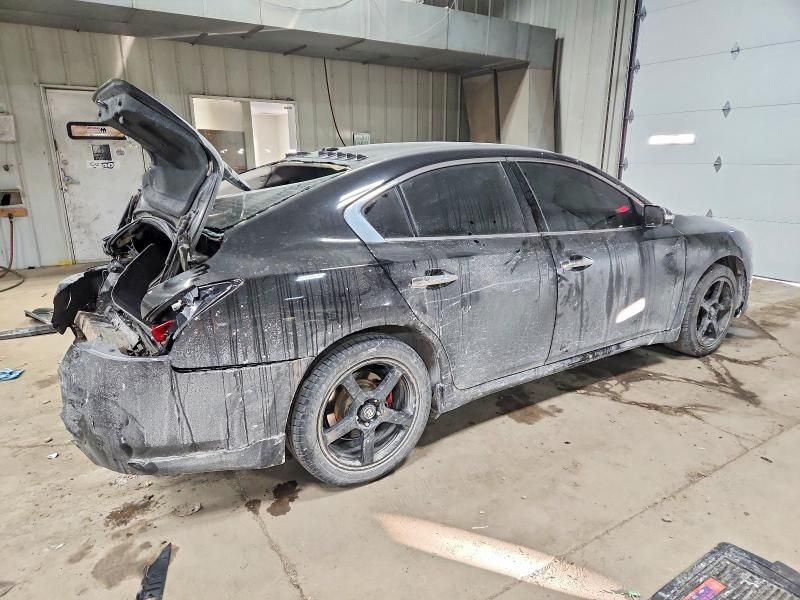 2014 Nissan Maxima s