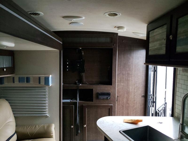2018 Crrv 2018 Shadow Cruiser ID280QBS Camper