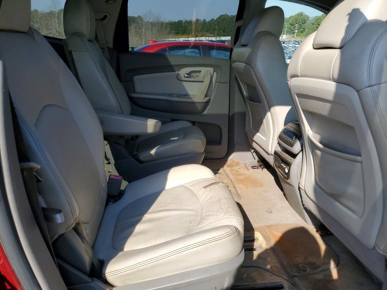 2011 Chevrolet Traverse lt