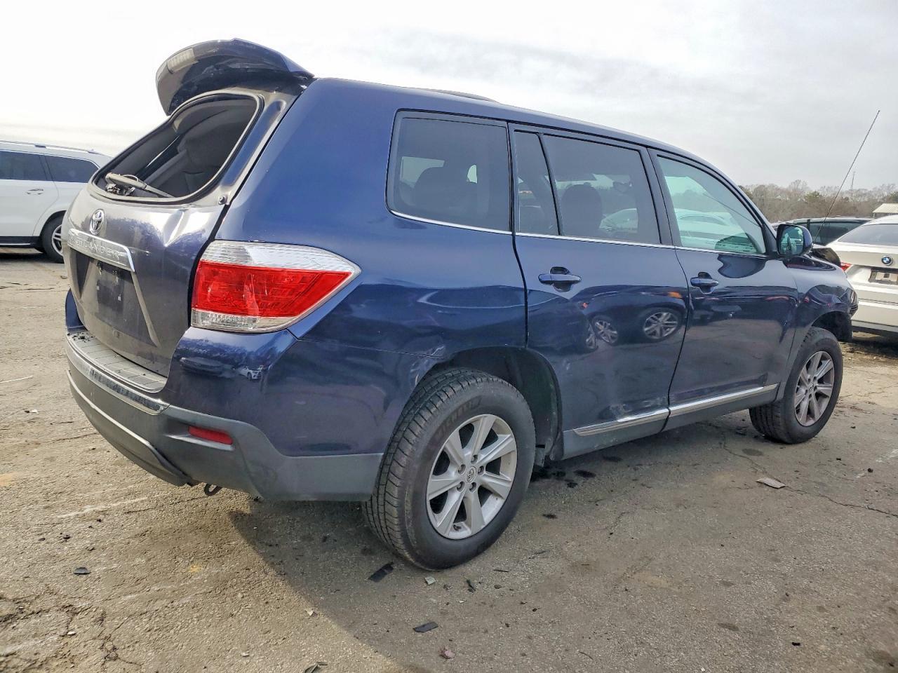 2012 Toyota Highlander Base