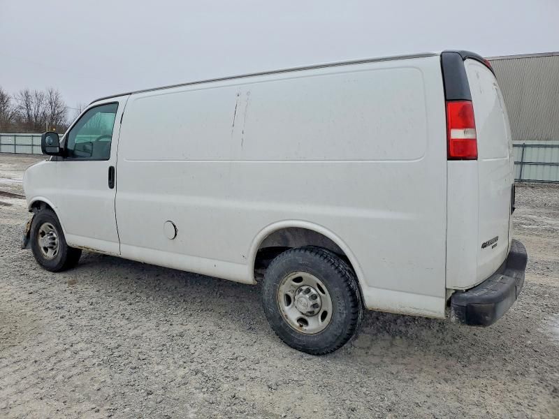 2015 Chevrolet Express 2500 Delivery van