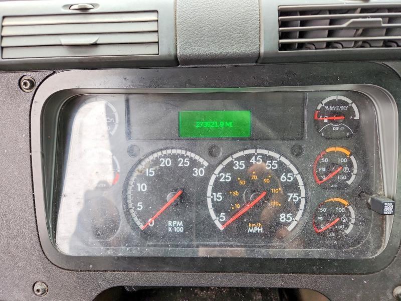 2017 Freigliner 2017 Freightliner Cascadia Semi Truck