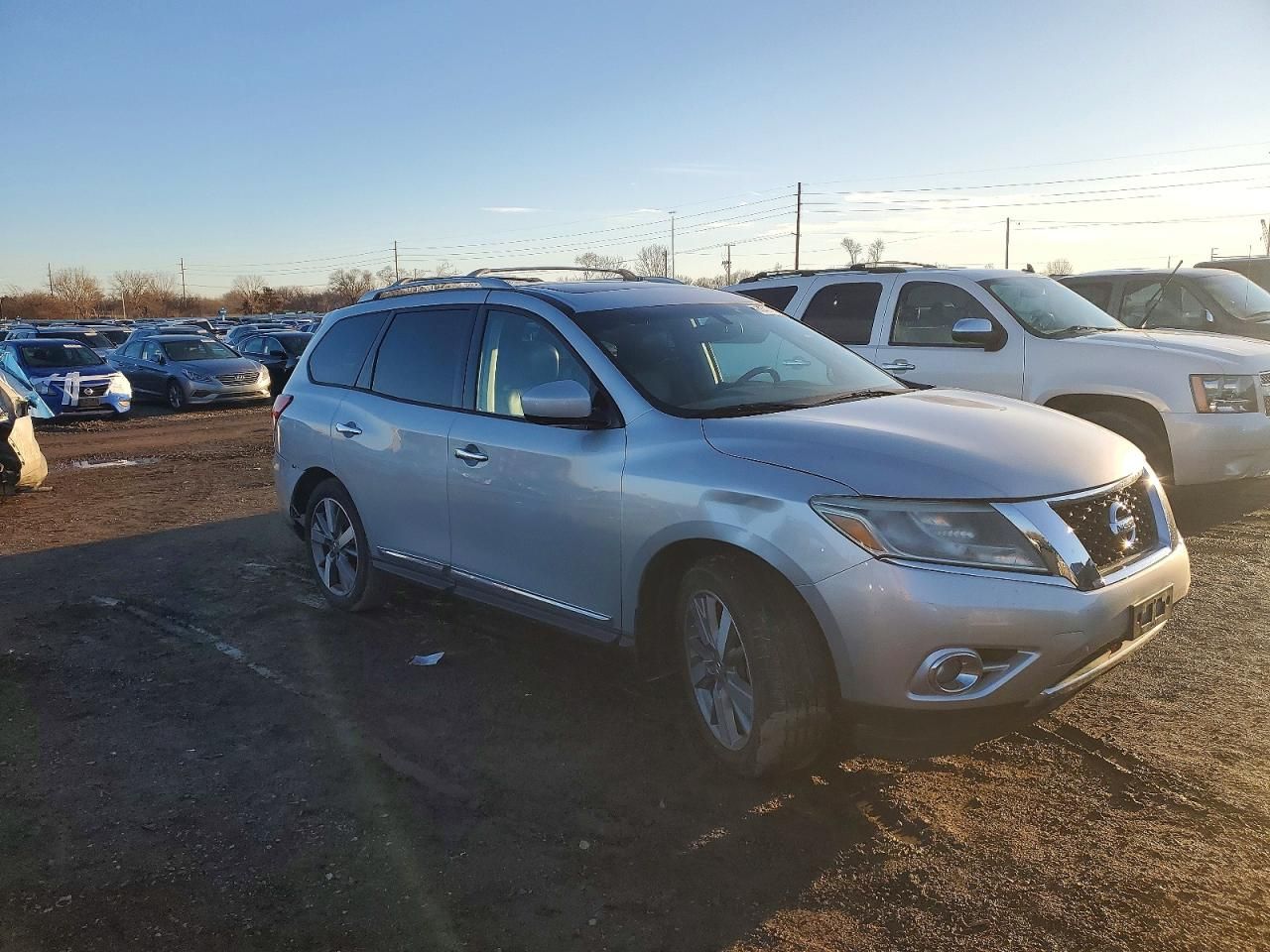 2014 Nissan Pathfinder s