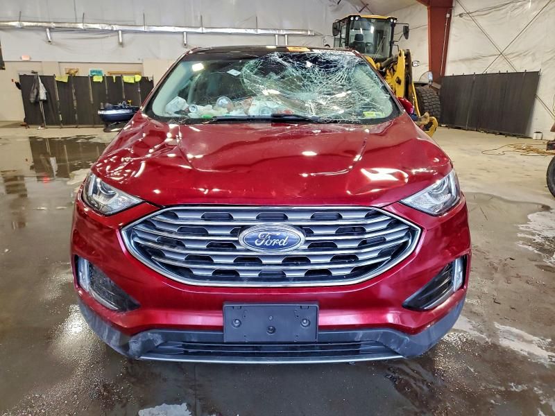 2019 Ford Edge sel