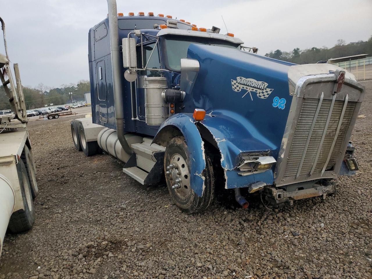 2003 Kenworth W900 Semi Truck