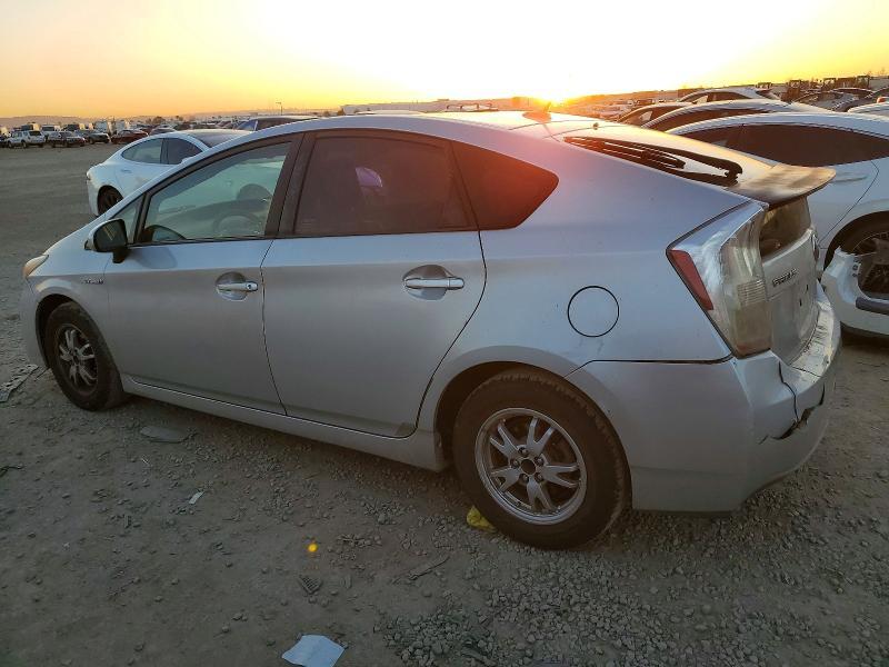 2010 Toyota Prius iii