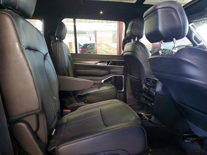 2023 Jeep Wagoneer Series iii
