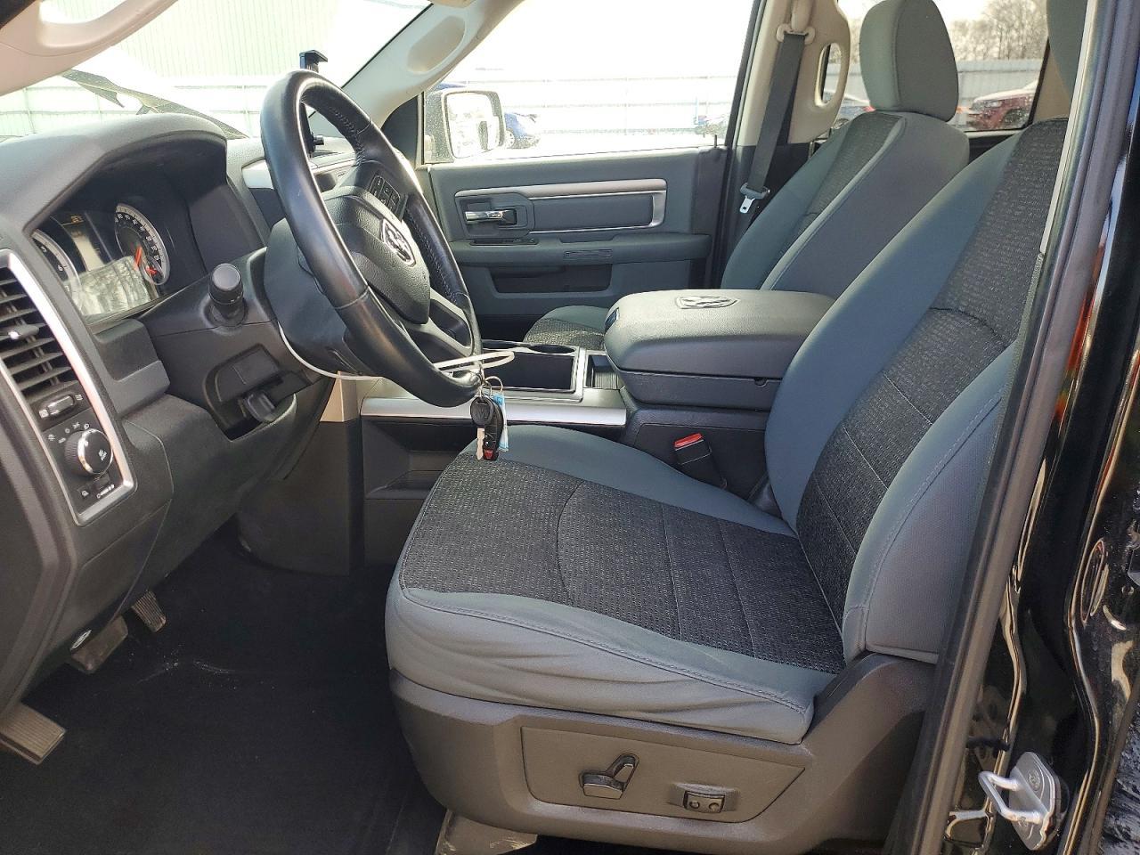 2014 Dodge Ram 1500 slt