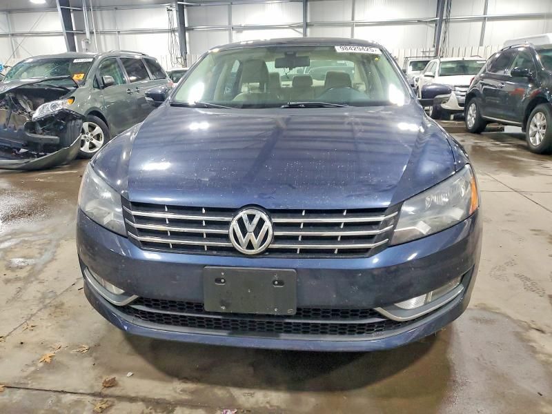 2013 Volkswagen Passat sel