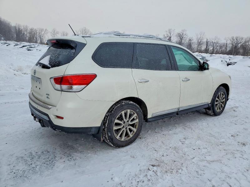 2015 Nissan Pathfinder sl