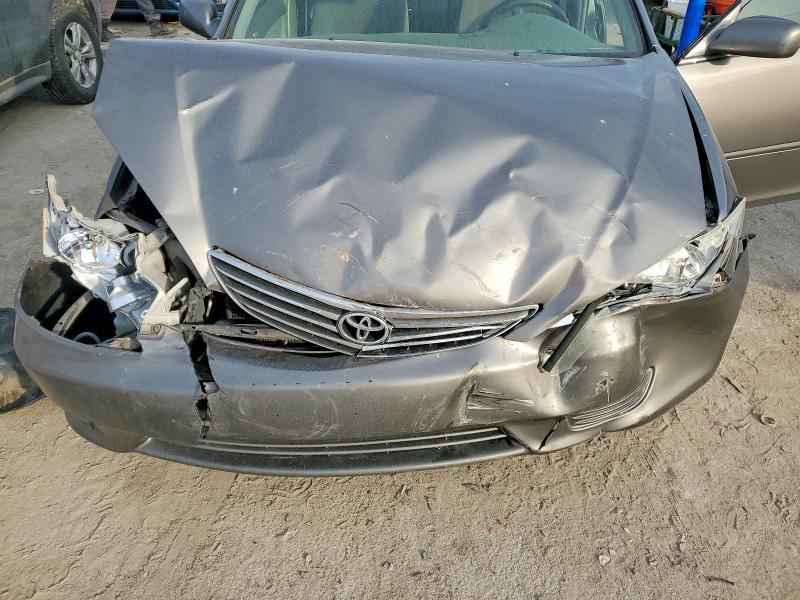 2006 Toyota Camry le