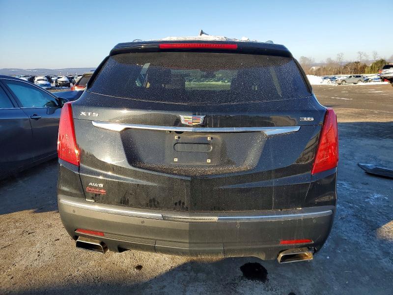 2018 Cadillac XT5 Premium Luxury