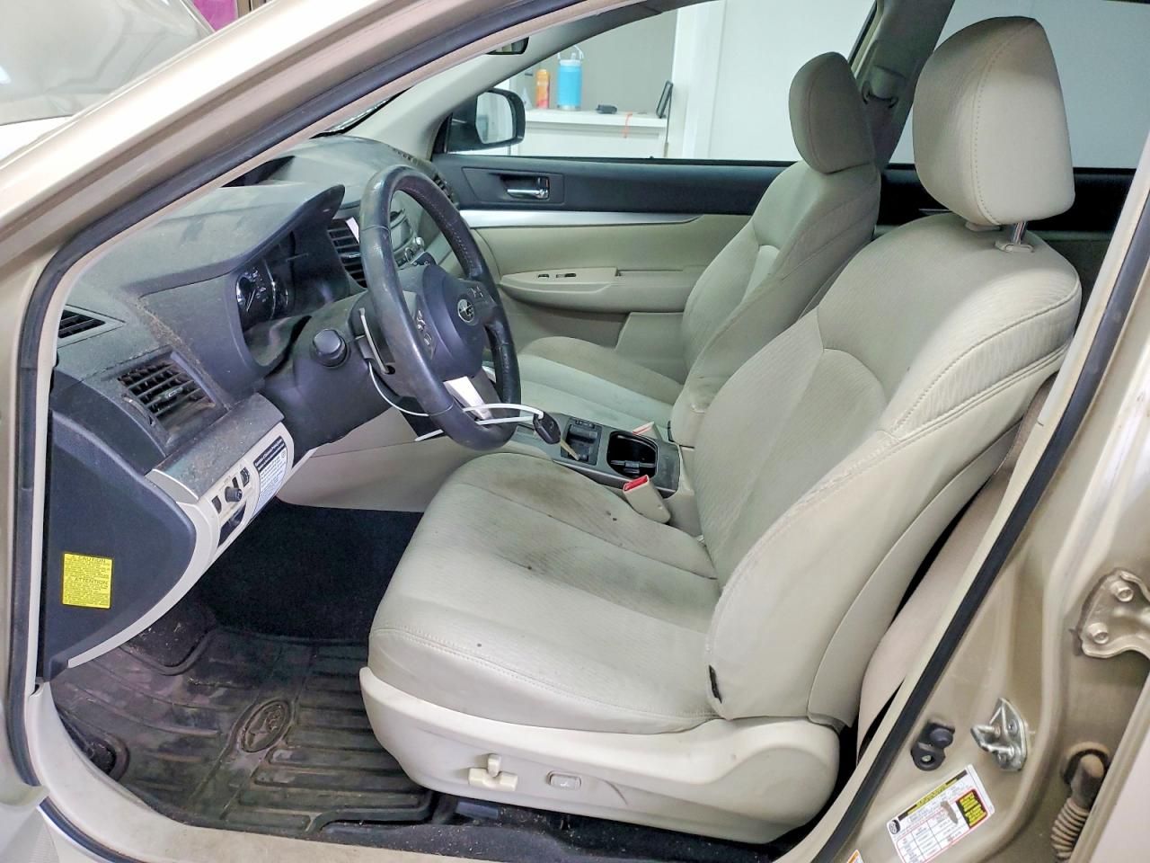 2010 Subaru Outback 2.5i Premium