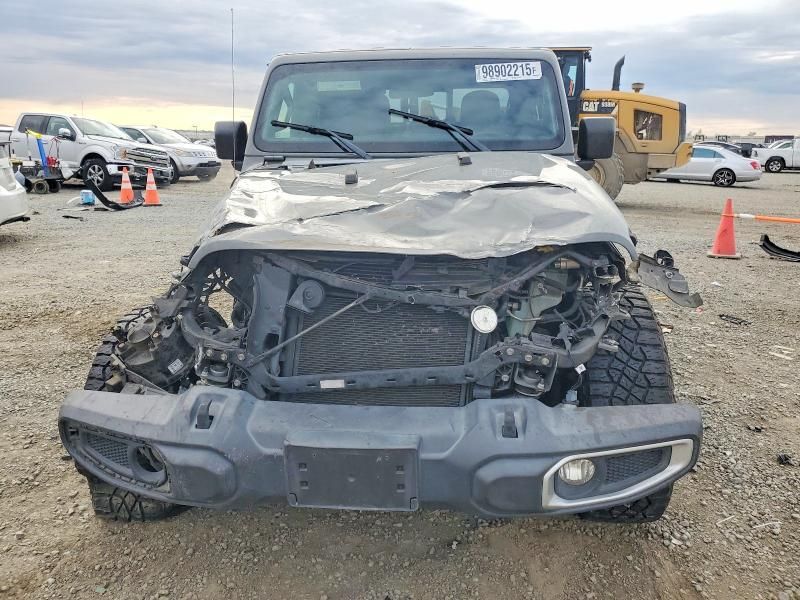 2021 Jeep Gladiator Sport