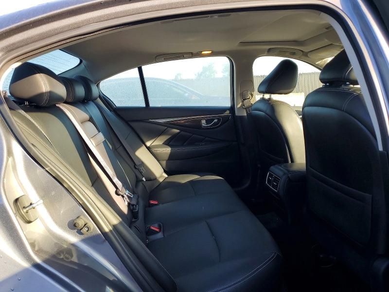 2018 Infiniti Q50 Luxe