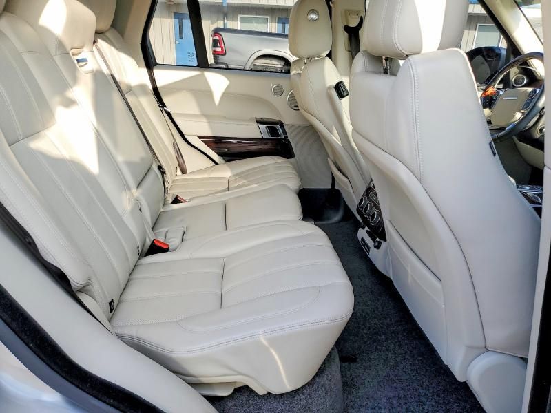2016 Land Rover Range Rover hse