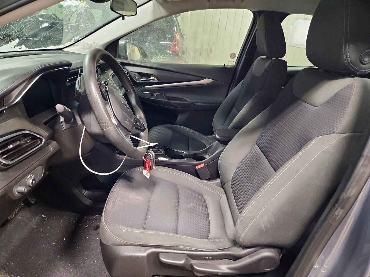 2023 Chevrolet Bolt euv lt