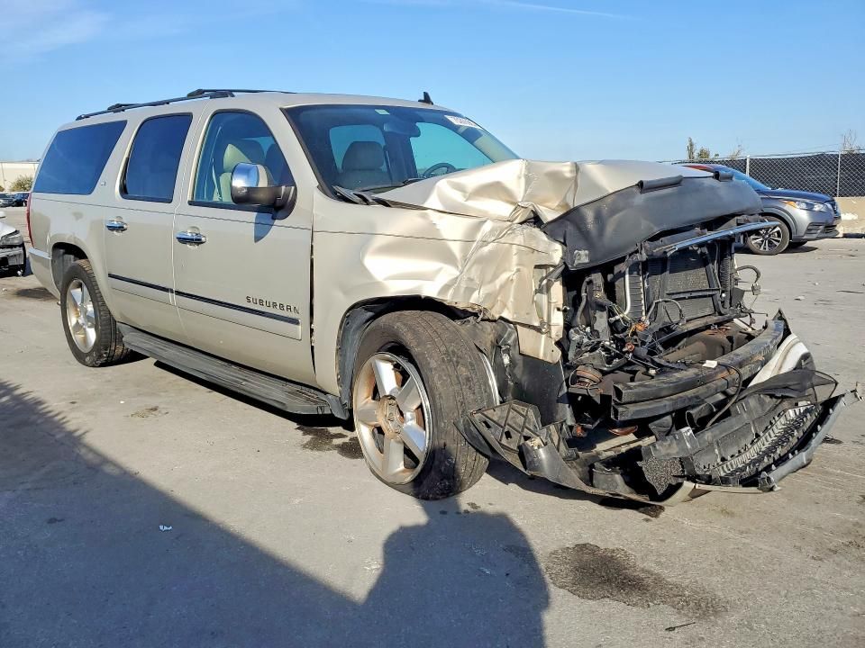 2012 Chevrolet Suburban C1500 ltz