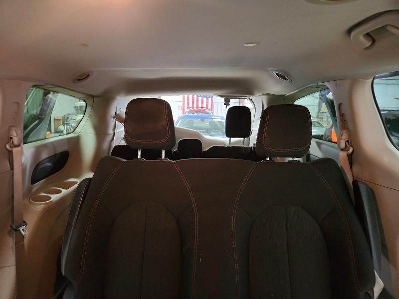 2018 Chrysler Pacifica l