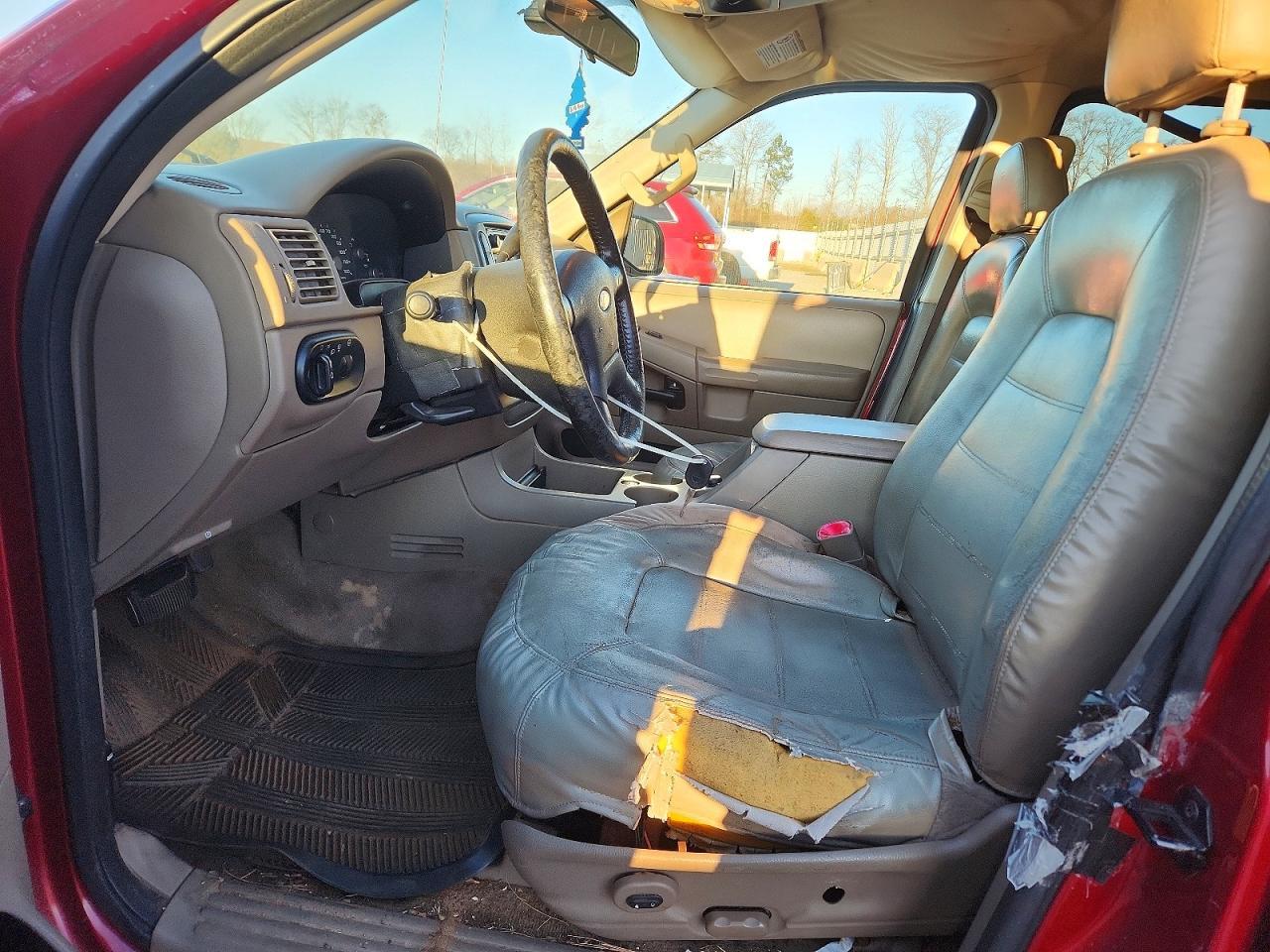 2005 Ford Explorer xlt