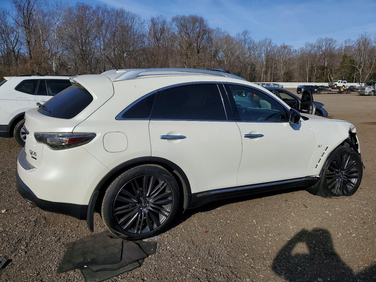 2017 Infiniti Qx70