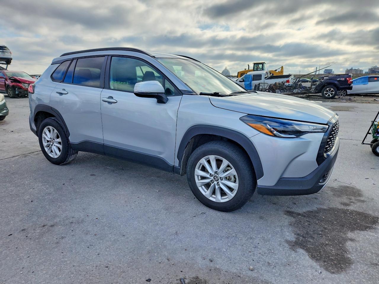 2023 Toyota Corolla Cross le