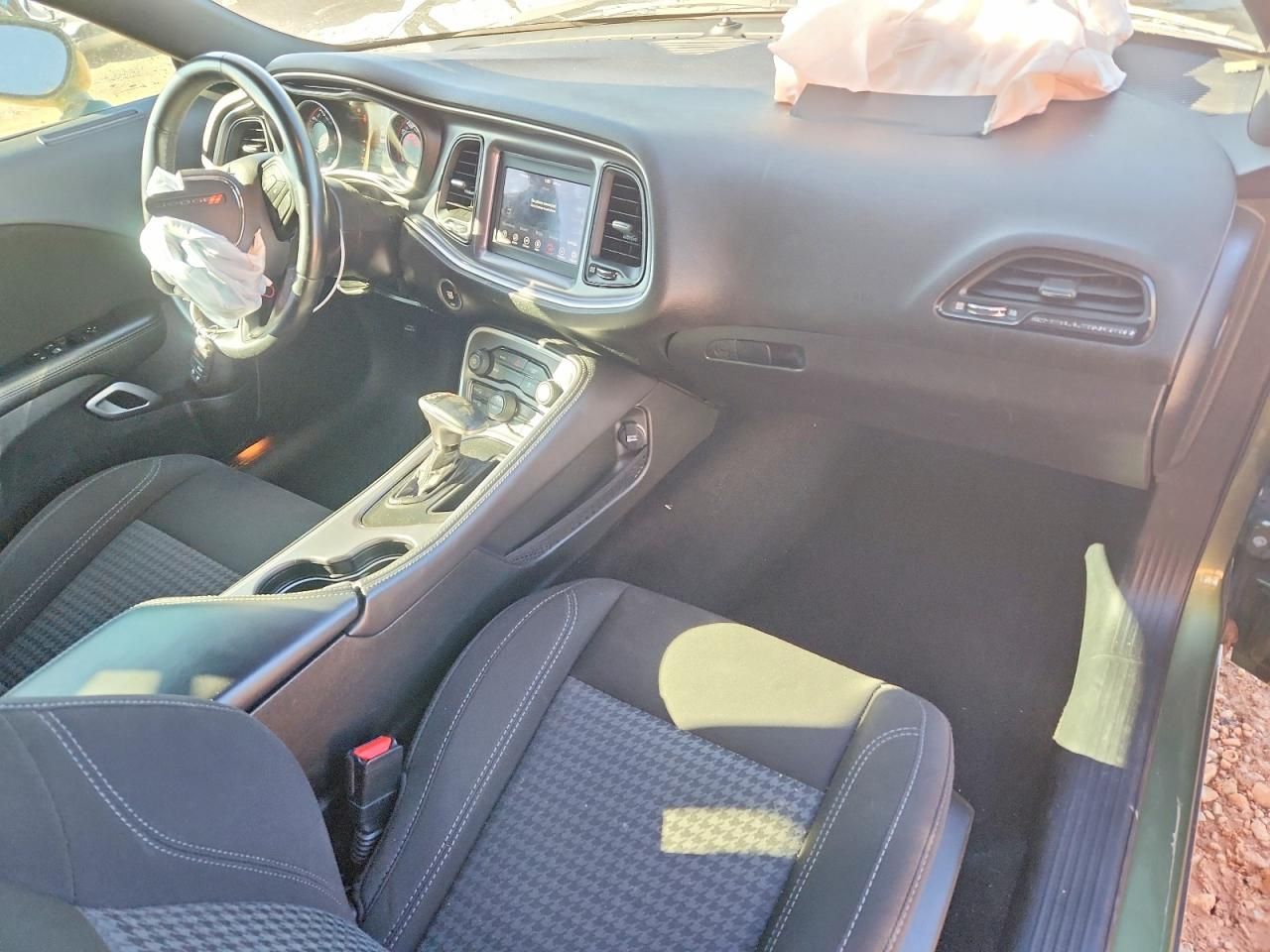 2020 Dodge Challenger sxt