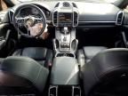 2016 Porsche Cayenne s