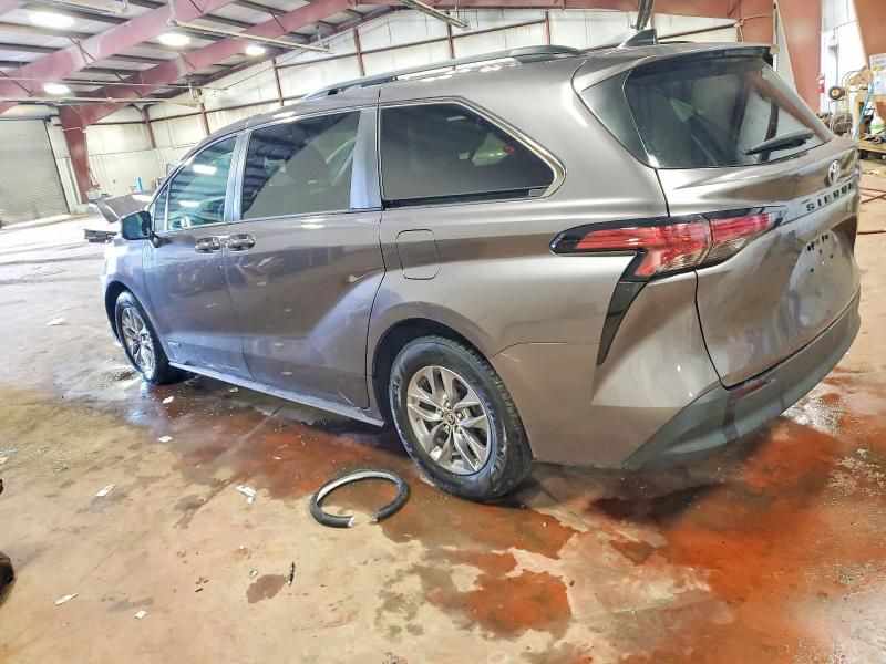 2021 Toyota Sienna le