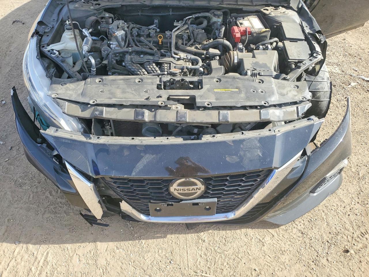 2019 Niss Altima 2.5 s
