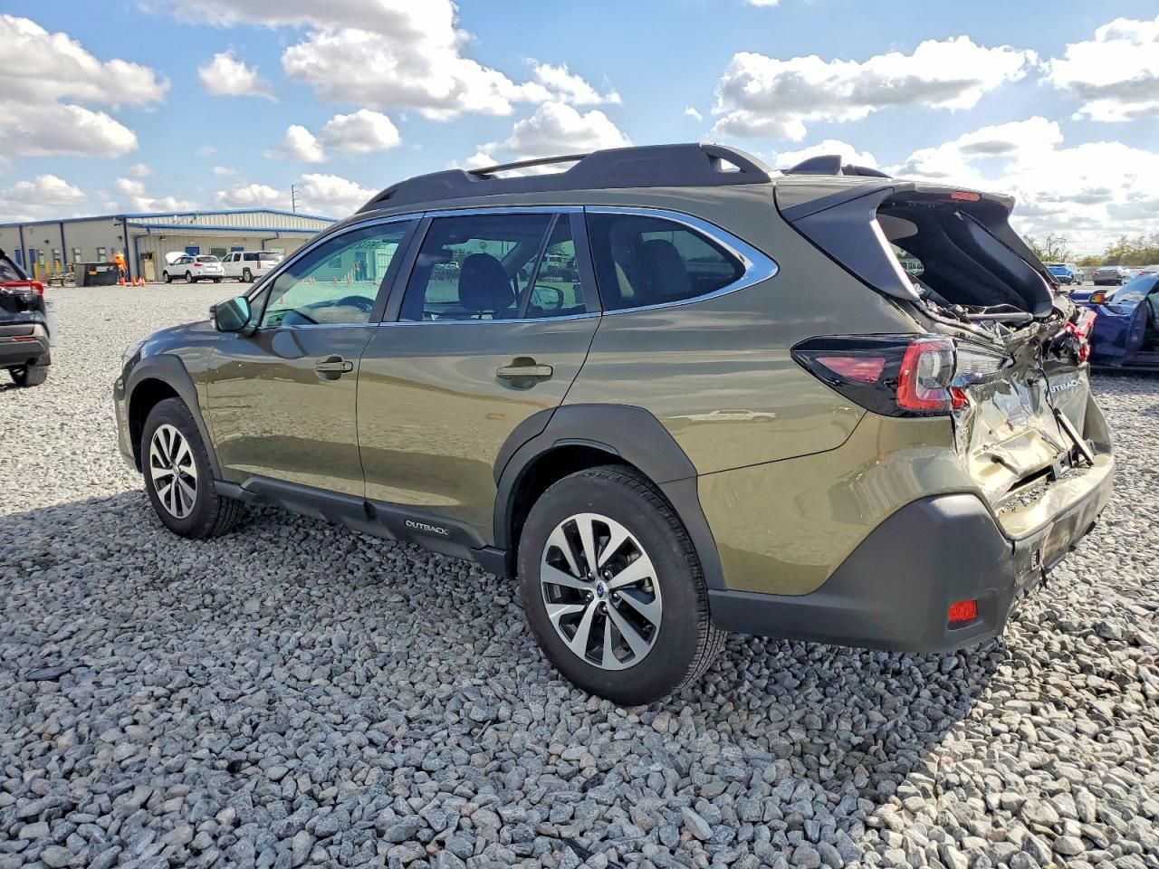 2024 Subaru Outback Premium
