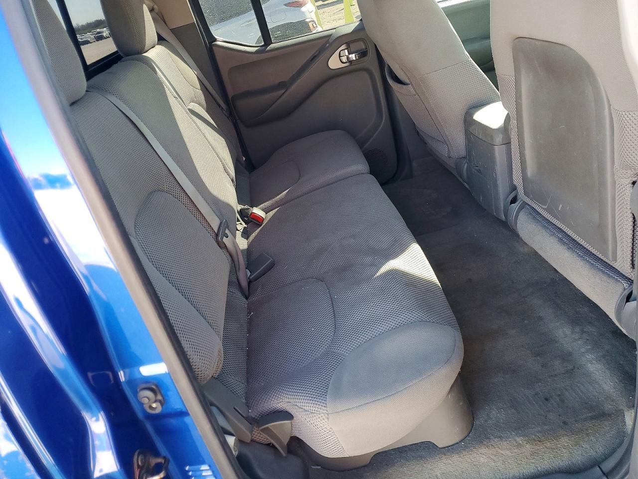 2014 Nissan Frontier s