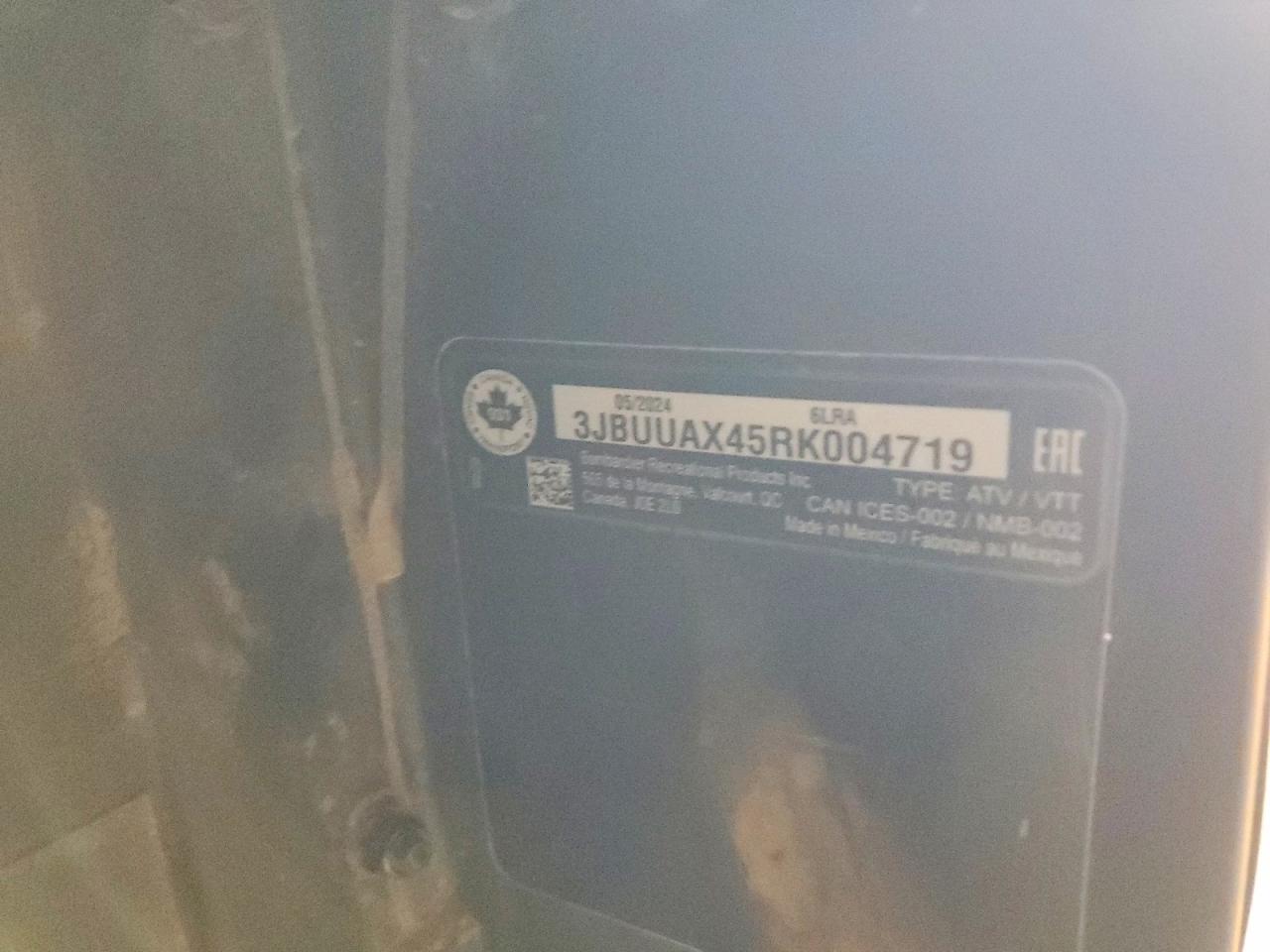 2024 Can-Am Defender Utility Vehicle